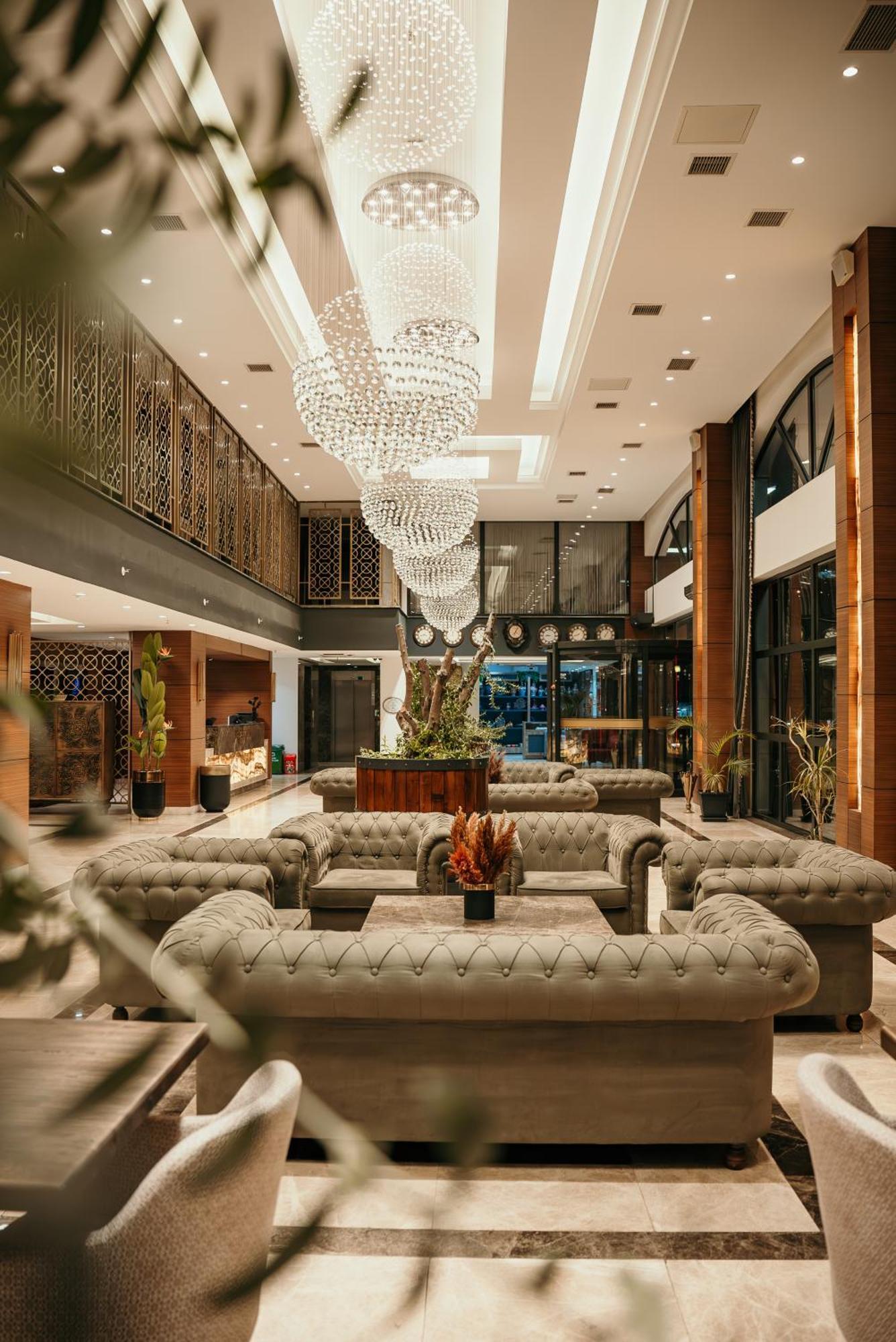 Grand Vaves Hotel Trabzon Buitenkant foto