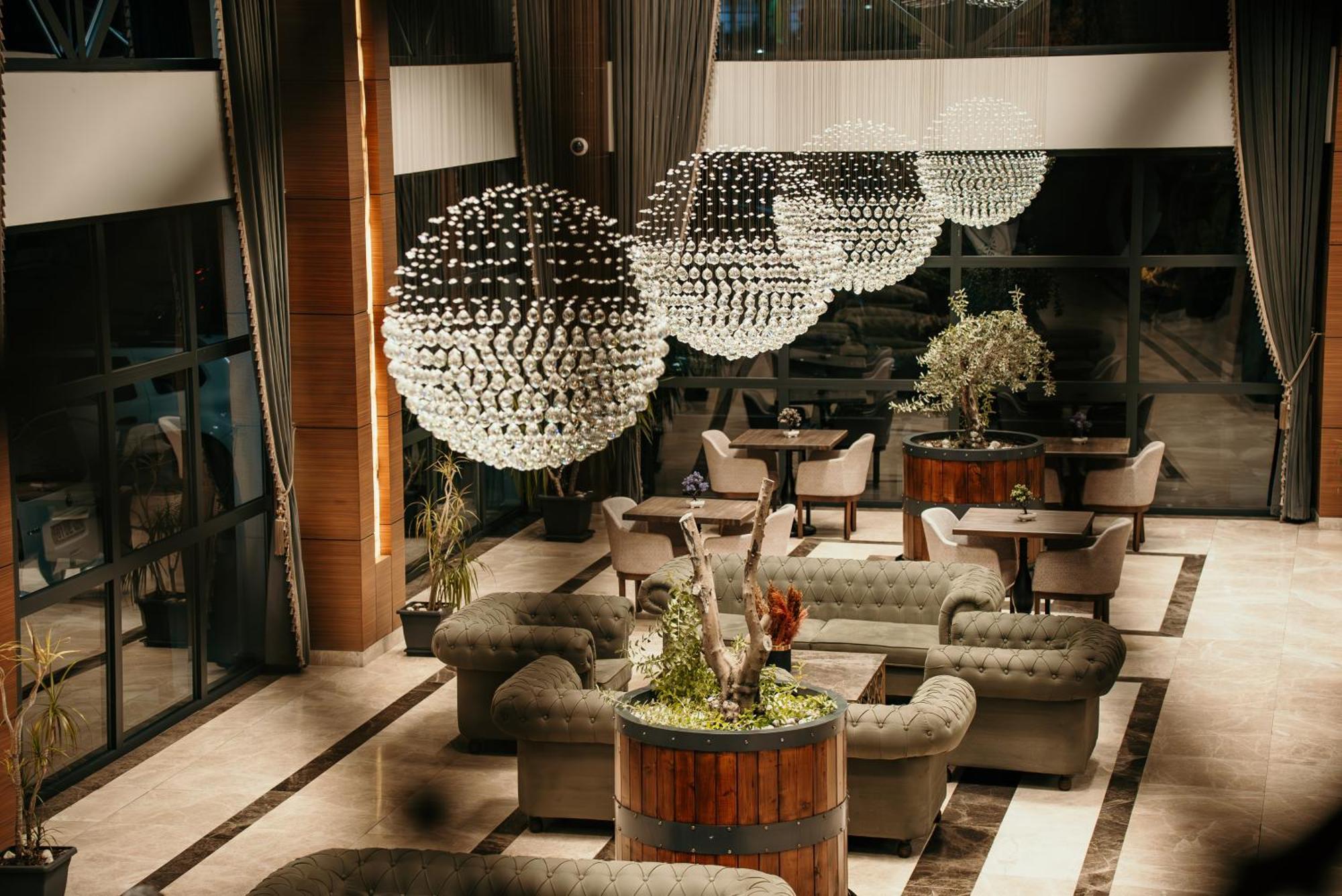 Grand Vaves Hotel Trabzon Buitenkant foto