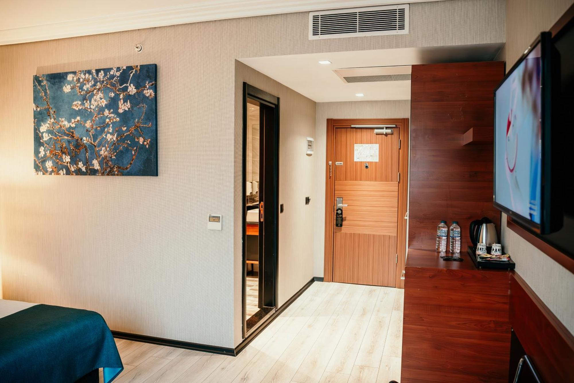 Grand Vaves Hotel Trabzon Buitenkant foto